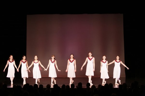 Mov_128.jpg